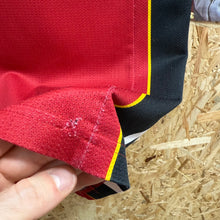 Cargar imagen en el visor de la galería, Camiseta Miami Heat 2009/10 Alternate Dwayne Wade #3 Champion Vintage - M/L