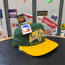 Charger l'image dans la galerie, BNWT Gorra Oakland Athletics Early 90s Eds West Vintage