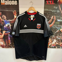 Cargar imagen en el visor de la galería, BNWOT Camiseta DC United 2004-05 Home Adidas Vintage - L/XL