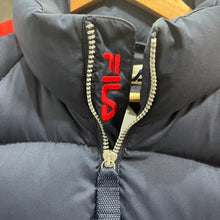 Carregar imagem no visualizador da galeria, Chaqueta Plumas Fila 90’s Vintage - S/M