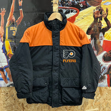 Cargar imagen en el visor de la galería, Chaqueta Philadelphia Flyers 90’s Genuine Stuff Vintage Mid 90’s - M/L Youth