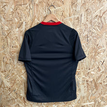 Carregar imagem no visualizador da galeria, Camiseta Inglaterra 2010 Training Umbro - S/M