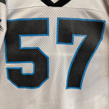 Cargar imagen en el visor de la galería, Camiseta Carolina Panthers 1997/98 Road Lamar Lathon #57 Champion Vintage - M/L
