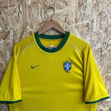 Cargar imagen en el visor de la galería, Camiseta Brasil 2000 Home Nike Vintage - L/XL