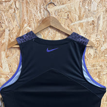 Lade das Bild in den Galerie-Viewer, BNWT Camiseta Nike Black Mamba 2014 - L/XL