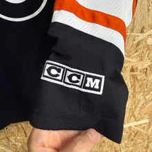 Cargar imagen en el visor de la galería, Camiseta Philadelphia Flyers 2003/04 Road CCM Vintage - L/XL YOUTH
