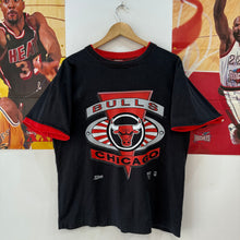 Carregar imagem no visualizador da galeria, Camiseta Chicago Bulls Late 90s Salem Sportswear Vintage - L/XL