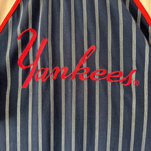 Carregar imagem no visualizador da galeria, Beisbolera New York Yankees CMP 90s Vintage- L