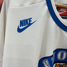 Cargar imagen en el visor de la galería, BNWOT Camiseta Hockey Finlandia 1997 Home Nike Vintage - XL/XXL