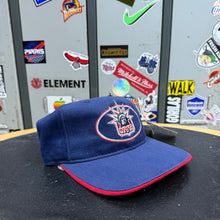 Cargar imagen en el visor de la galería, BNWT Gorra New York Rangers Late 90s CCM Vintage