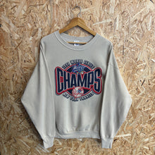 Cargar imagen en el visor de la galería, Sudadera New York Yankees 1998 Delta Vintage - L/XL