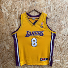 Load image into Gallery viewer, Camiseta Los Angeles Lakers 2004/06 Home Kobe Bryant #8 Champion Vintage - XL/XXL