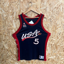 Charger l'image dans la galerie, Camiseta USA Basketball 1996 Road Grant Hill #5 Champion Vintage - L/XL