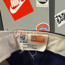 Cargar imagen en el visor de la galería, Gorra Syracuse Orange 90s The Game Vintage