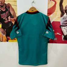 Cargar imagen en el visor de la galería, Camiseta Alemania 1994 Away Adidas Vintage - S/M