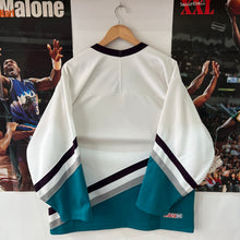Cargar imagen en el visor de la galería, Camiseta Anaheim Mighty Ducks 1993-95 Home CCM Vintage - M/L