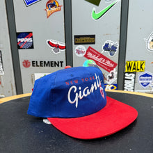 Cargar imagen en el visor de la galería, BNWT Gorra New York Giants Early 90s AMCAP Vintage