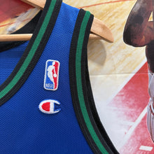 Lade das Bild in den Galerie-Viewer, Camiseta Minnesota Timberwolves Road 1996/99 Kevin Garnett #21 Champion Vintage - XL/XXL