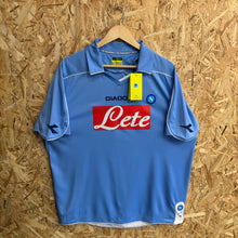 Carregar imagem no visualizador da galeria, BNWT Camiseta Napoli 2008-09 Home Diadora - XL/XXL