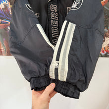 Cargar imagen en el visor de la galería, Chaqueta Oakland Raiders Late 90s Starter Vintage - L/XL