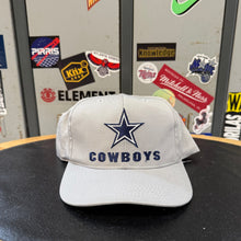 Load image into Gallery viewer, Gorra Dallas Cowboys 90s G.C.C Vintage