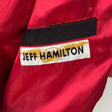Cargar imagen en el visor de la galería, Chaqueta Chicago Bulls Repeat Three Peat 1998 Jeff Hamilton Vintage - M/L