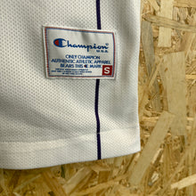 Cargar imagen en el visor de la galería, Camiseta Charlotte Hornets 1994/95 Home Larry Johnson #2 Champion Vintage - XS/S