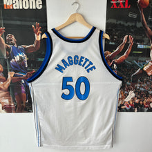 Load image into Gallery viewer, Camiseta Orlando Magic Home 1999-00 Corey Maggette #50 Champion Vintage - XL/XXL