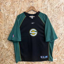 Load image into Gallery viewer, Camiseta de tiro Seattle Supersonics Early 00s Reebok Vintage - L/XL