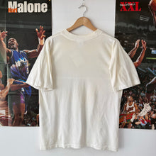 Cargar imagen en el visor de la galería, Camiseta Pittsburgh Penguins Early 90s Magic Johnson T’s Vintage - M