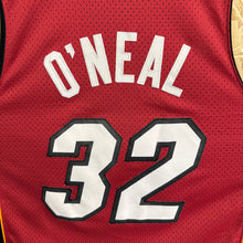 Load image into Gallery viewer, Camiseta Miami Heat 2004/05 Alternate Shaquille O’Neal #32 Reebok Vintage - M/L