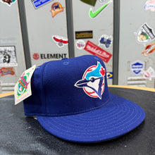 Cargar imagen en el visor de la galería, BNWT Gorra Toronto Blue Jays Early 90s New Era Vintage