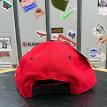 Carregar imagem no visualizador da galeria, BNWT Gorra San Francisco 49ers 90s CMP Vintage