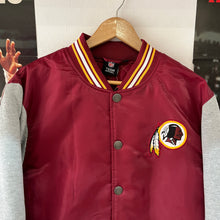 Load image into Gallery viewer, Chaqueta Bomber Washington Redskins Team Apparel Y2K - M/L