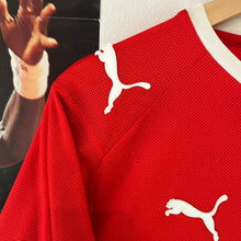 Carica l&#39;immagine nel visualizzatore di Gallery, Camiseta Suiza 2008 Home Puma - M/L
