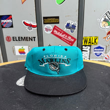 Cargar imagen en el visor de la galería, Gorra Florida Marlins 1992 Pro One Vintage
