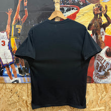 Load image into Gallery viewer, Camiseta John Cena Y2K WWE Vintage - S/M
