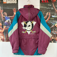 Cargar imagen en el visor de la galería, Chaqueta Anaheim Mighty Ducks 90s Nutmeg Mills Vintage - M/L

