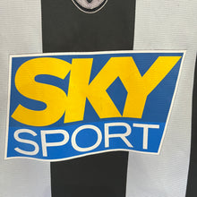 Cargar imagen en el visor de la galería, Camiseta Juventus 2004-05 Home Nike Vintage - M/L
