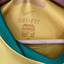 Cargar imagen en el visor de la galería, Camiseta Brasil 2010 Home Nike - L/XL
