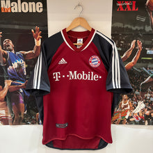 Cargar imagen en el visor de la galería, Camiseta Bayern Munich 2002-03 Home Adidas Vintage - M/L

