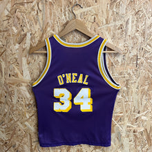 Cargar imagen en el visor de la galería, Camiseta Reversible Los Angeles Lakers 1996-97 Shaquille O’Neal #34 Champion Vintage - M Youth
