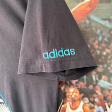 Cargar imagen en el visor de la galería, Camiseta Adidas Shell Toe 1991/95 Vintage - S/M
