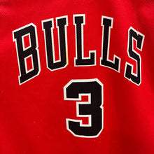 Cargar imagen en el visor de la galería, Camiseta Chicago Bulls 2004-06 Road Tyson Chandler #3 Champion Vintage - XL/XXL
