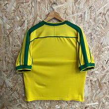 Cargar imagen en el visor de la galería, Camiseta Brasil 1998 Home Nike Vintage - S/M
