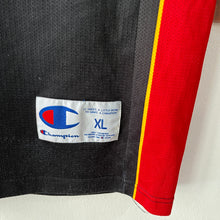 Cargar imagen en el visor de la galería, Camiseta Miami Heat Road 2004-08 Dwayne Wade #3 Champion Vintage - L/XL
