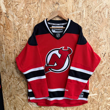 Lade das Bild in den Galerie-Viewer, Camiseta New Jersey Devils 2014/15 Road Reebok - XL/XXL
