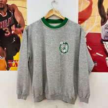 Cargar imagen en el visor de la galería, Sudadera Crewneck Boston Celtics Spalding Vintage Late 80s- L/M
