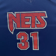 Cargar imagen en el visor de la galería, Camiseta New Jersey Nets Road 1995/96 Ed O’Bannon #31 Champion Vintage - M/L
