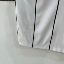 Cargar imagen en el visor de la galería, Camiseta Eintratch Frankfurt 2017-18 Home Prince #17 Nike - XL/XXL
